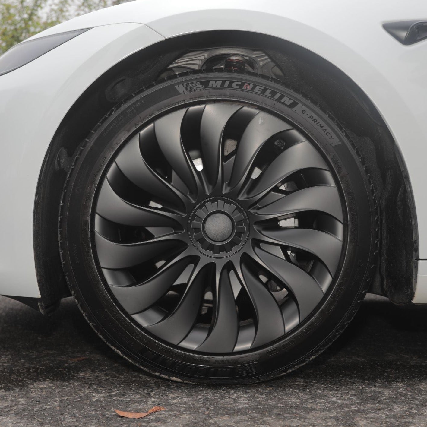 ECLIPSE MATTE | Matte Black M3 18-inch hubcap set, Fits Tesla Model 3 standard 18" rims