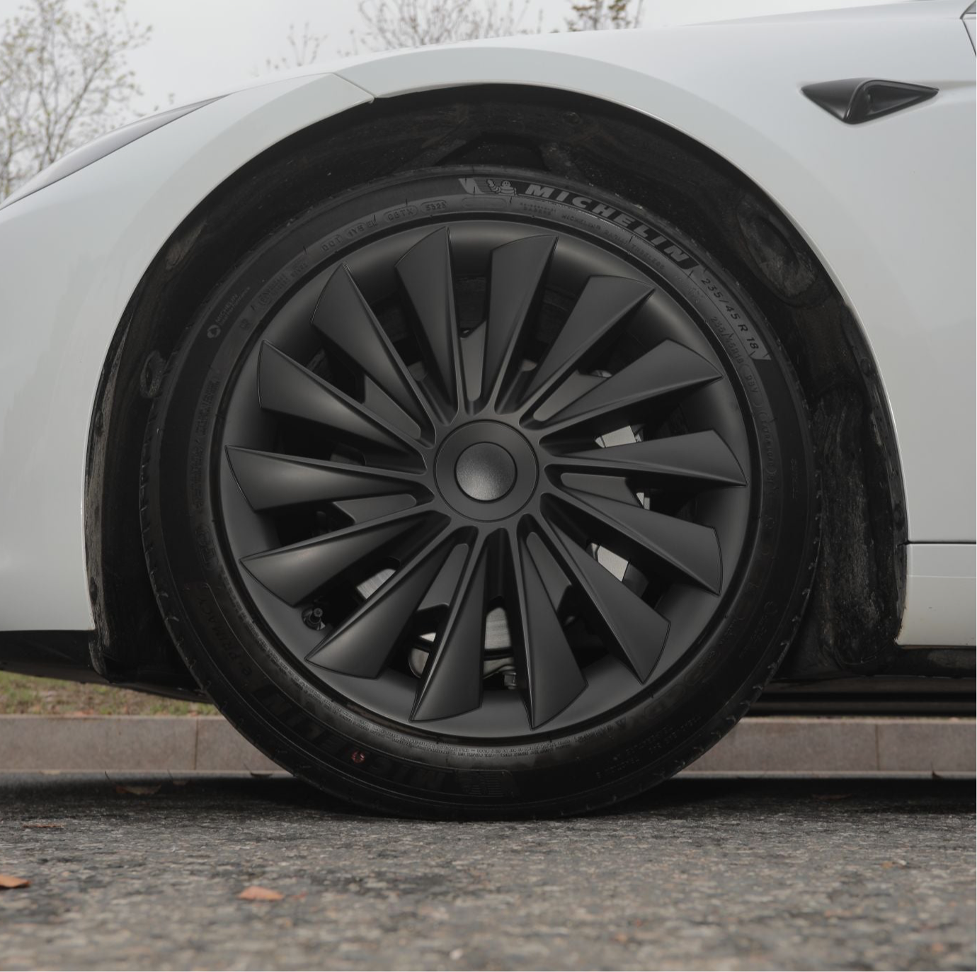 TRACER MATTE                    |  Tesla Model 3 HIGHLAND 18" kapsler